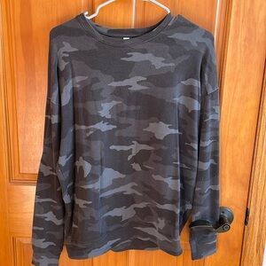 Athleta camo sweatshirt top